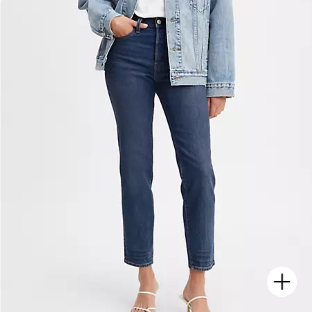 NWT Levi's® Premium
WEDGIE FIT ANKLE WOMEN'S JEANS